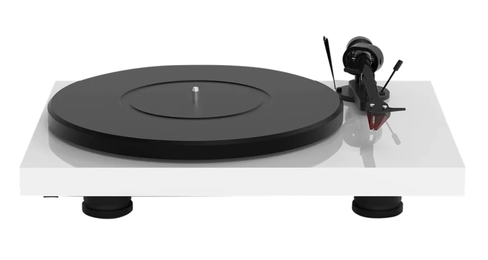 Pro-Ject Debut Carbon Evo Review: An Audio Nerd's Dream